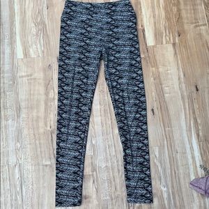 LuLa Roe leggings